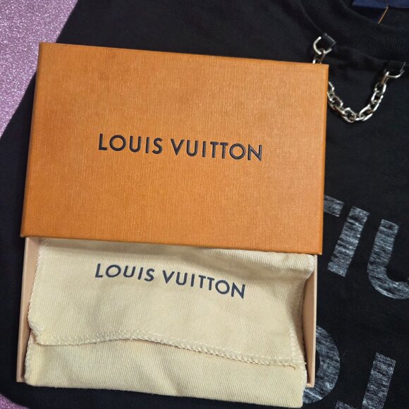 Louis vuitton Gold hoop earrings - Picture 3 of 3